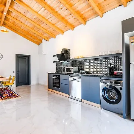 Sade 1 / Kalkan Hotell